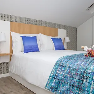 https://the-marketplace-apartments.madeira-islandshotels.com