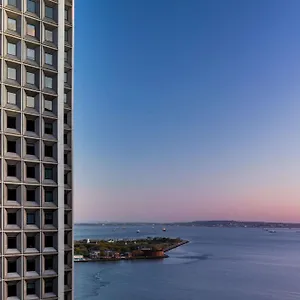 https://hilton-garden-inn-nyc-financia.us-newyorkcity.com